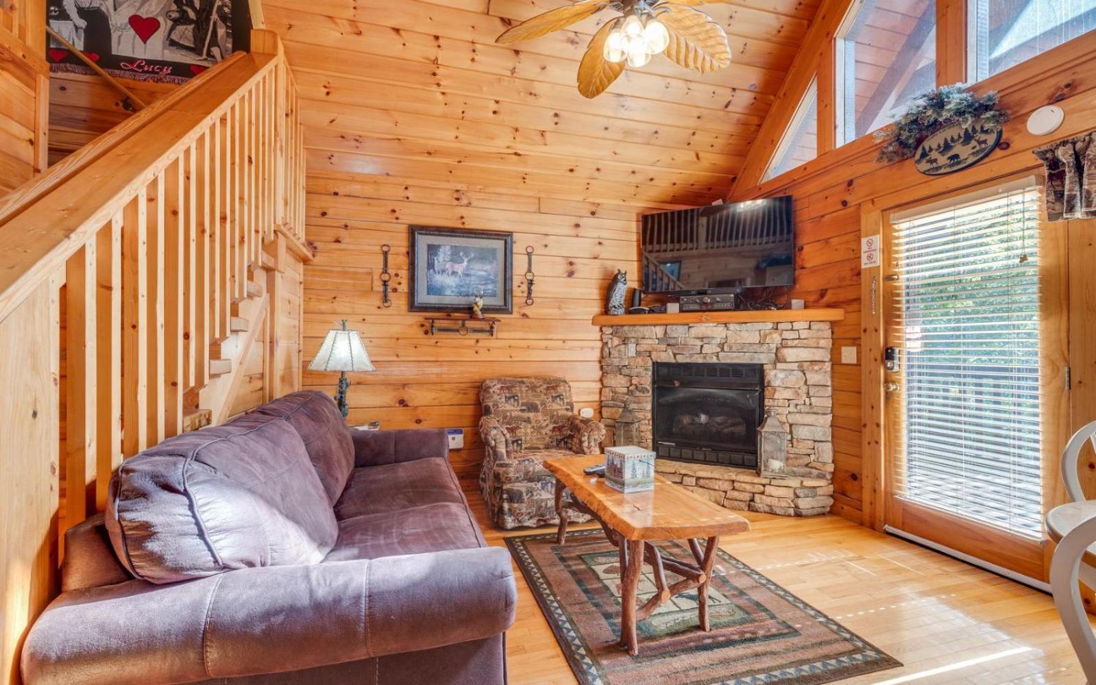 Hugs N Kisses Pool Table Hot Tub Pool Table Community Pool Close To Downtown Gatlinburg Exteriér fotografie